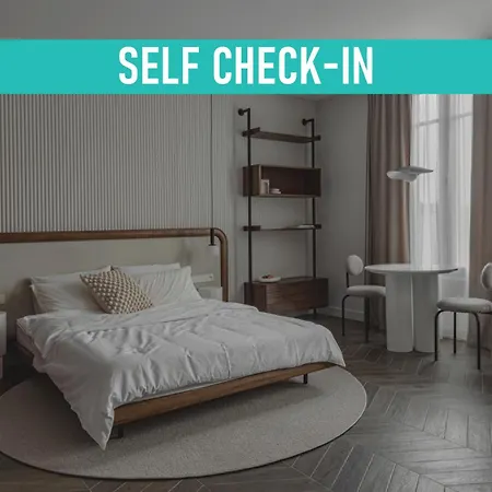Sleek And New Studio, Monaco Beausoleil